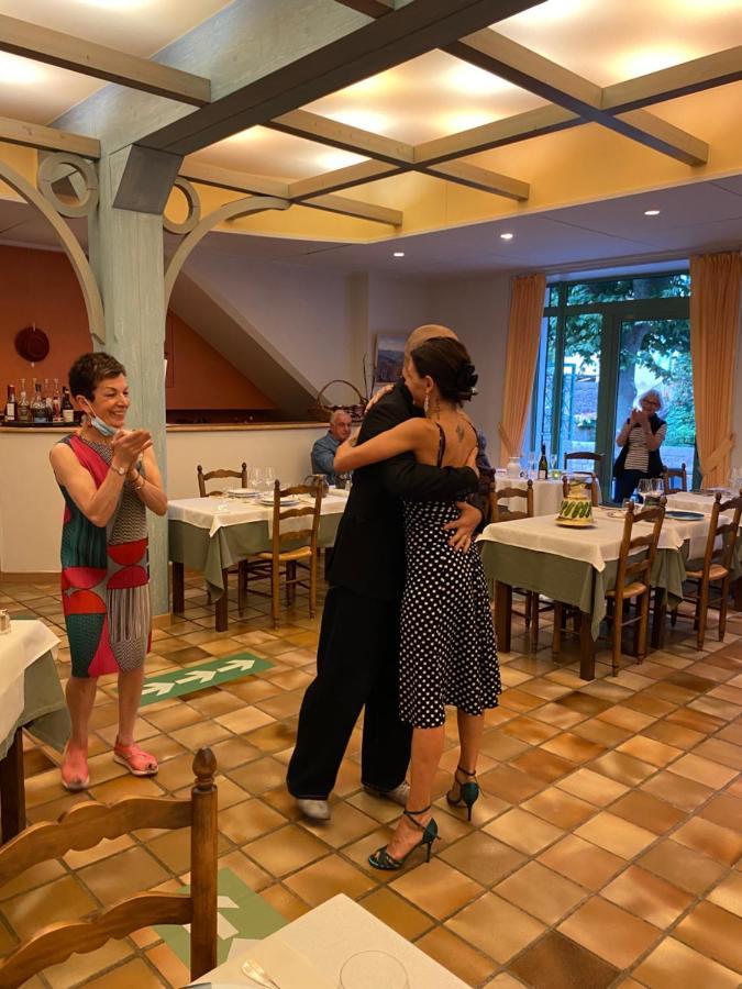 Logis Hotel Restaurant Le Mont Aigoual เมย์เรส ภายนอก รูปภาพ