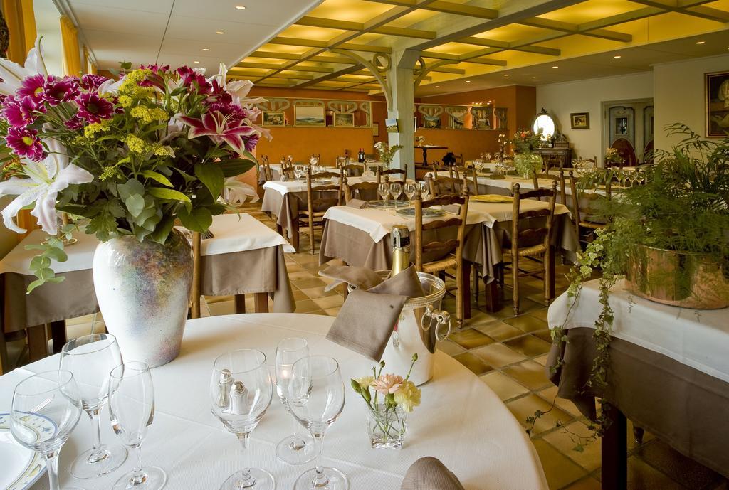 Logis Hotel Restaurant Le Mont Aigoual เมย์เรส ภายนอก รูปภาพ